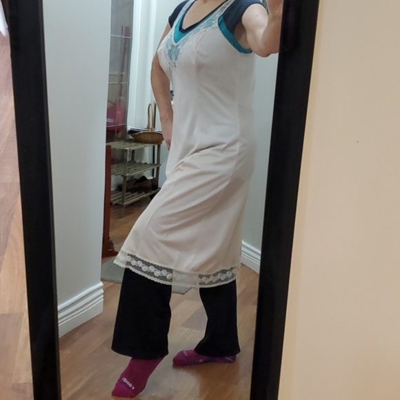 Vintage full Beauty slip/nightie size Large 39-40 bust - Picture 4 of 9